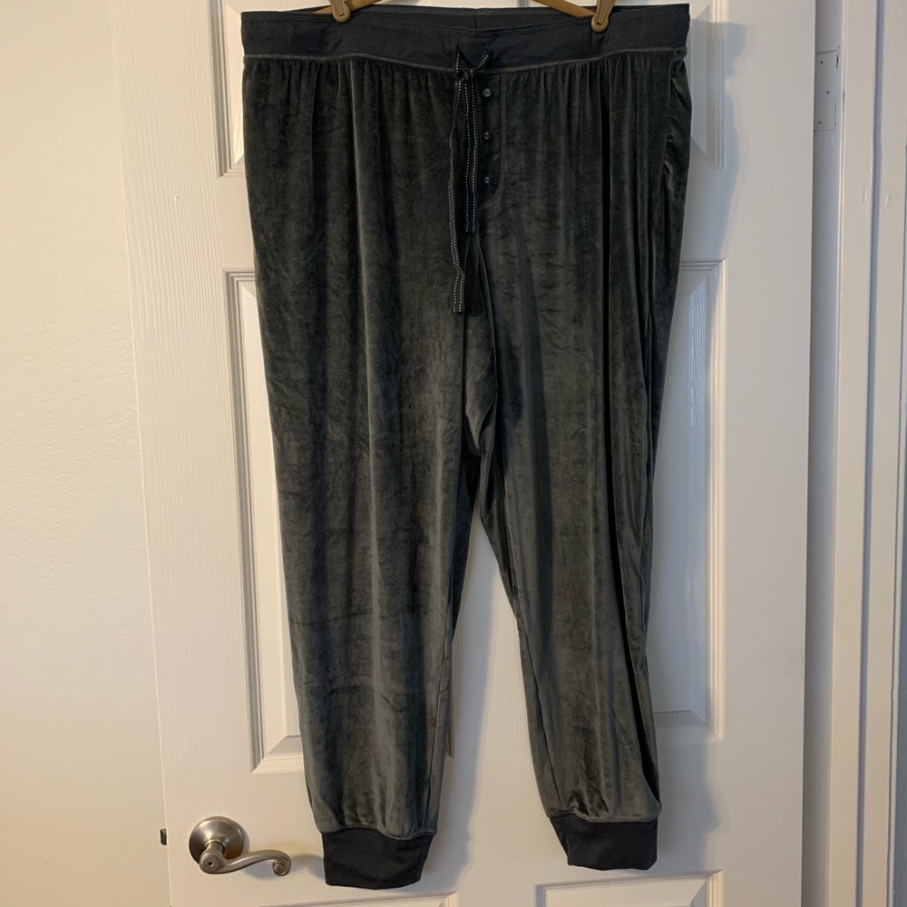 Secret Treasures Pajama Pants